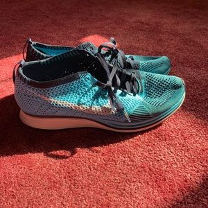 Nike flyknit racer